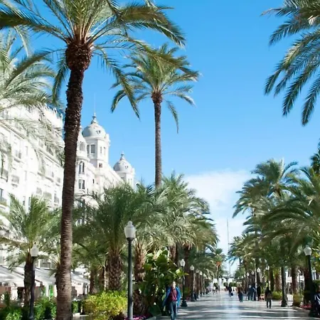 Pensión Rambla 24 By Holihome 3*