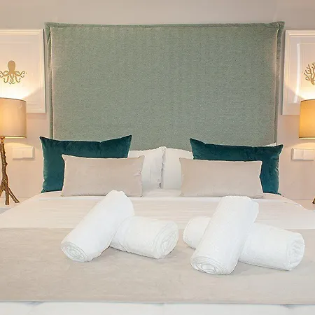 Pensión Rambla 24 By Holihome