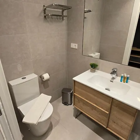Rambla 24 By Holihome 3*